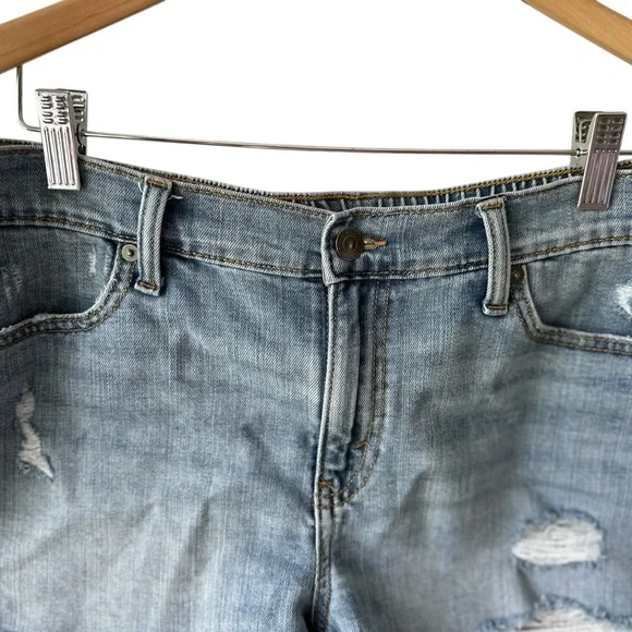 Aerie Daydream Distressed Denim Short - Picture 12 of 14